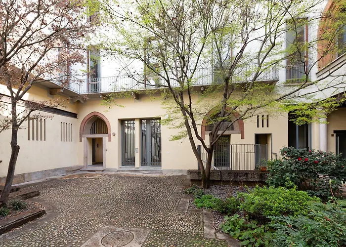Guesthost - Cordusio Enchanting Apartment